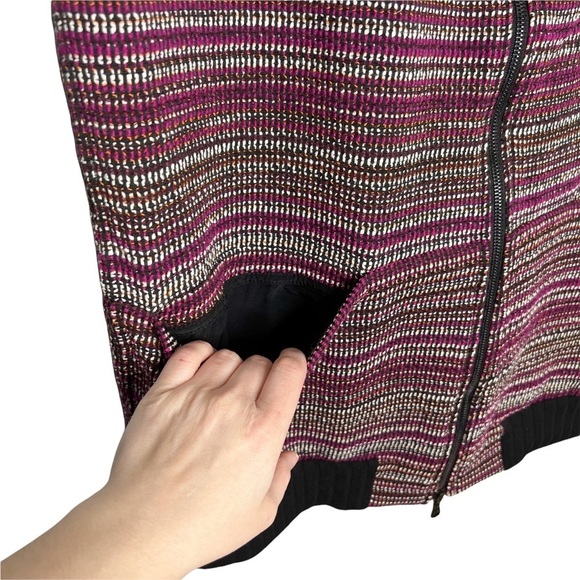 Woven Maroon, White & Black Striped Reversible Zipper Front Vest - Picture 3 of 12